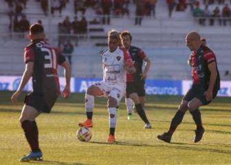 Los arqueros y el árbitro decidieron en Paraná