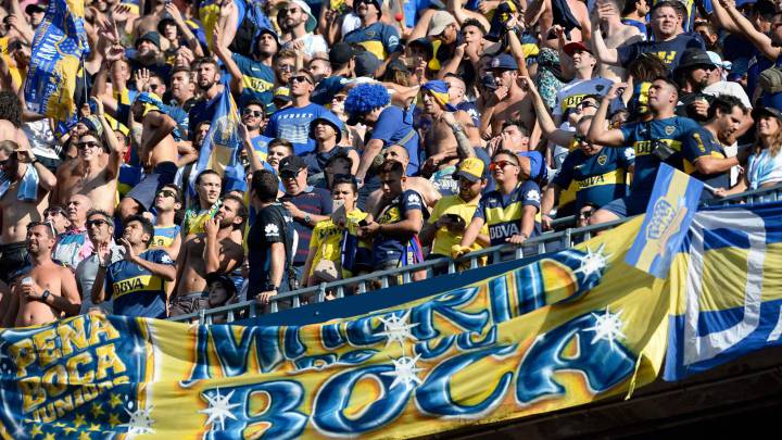 Expedición masiva de la afición de Boca a Barcelona