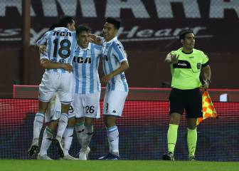 Racing se aferra a la punta
