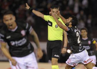 Huracán se gusta y golea