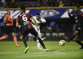 Tevez anotó en Superliga tras siete meses de sequía