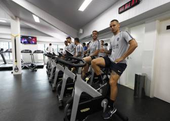 Boca se entrena en Brasil con la cabeza puesta en Racing