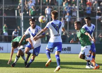 Vélez baja de la nube en campo de San Martín de San Juan