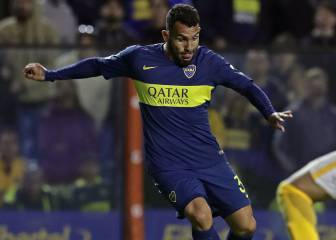 Tevez y Gago vuelven al once