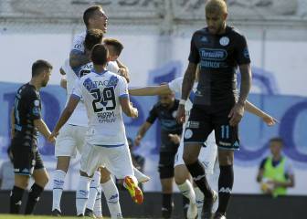 Vélez se mete en la pelea por los puestos de arriba
