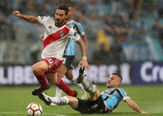 Scocco sufre una contractura muscular en gemelo derecho
