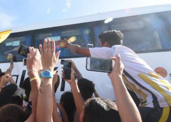 Cientos de hinchas despiden a Central antes de la final