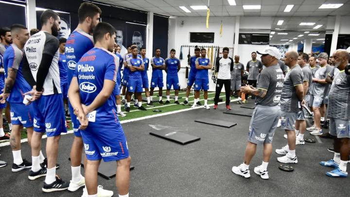 Sampaoli dirigió su primer entrenamiento en Santos
