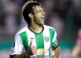 Coudet ya tiene a su delantero: Cvitanich firma hasta 2020