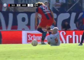 Polémica expulsión de Coloccini en el clásico