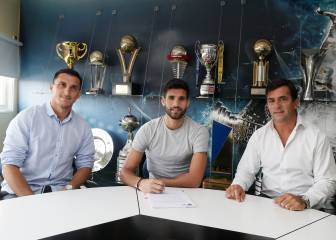Boca presentó a Lisandro López