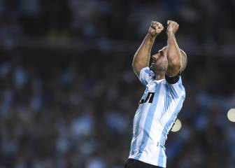 Racing se aferra a la punta