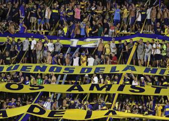 La Doce volvió a insultar a Angelici antes y tras el partido