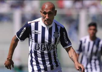 Pablo Guiñazú anunció su retiro del fútbol profesional