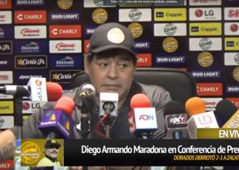 Maradona le pegó a Scaloni por no convocar al Kun Agüero: 