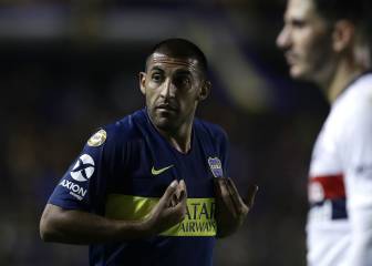 Wanchope: “Tengo que anotar para que Benedetto no se relaje”