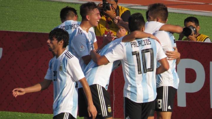 Seguí el Argentina - Paraguay, en vivo y en directo online, partido de la cuarta fecha del hexagonal Sub-17 que se disputa en Perú, hoy jueves 11 de abril.