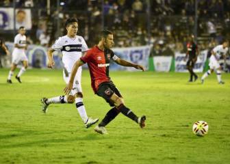 Maxi le da la ventaja a Newell's con un penal en el 97
