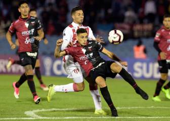 Colón empató con River de Uruguay en el Centenario