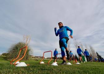 Tevez entrena normal pese a un dolor en su mano