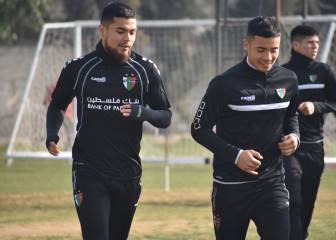 Paulo Díaz se entrena y espera que se defina su futuro