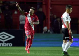 River rescata un punto