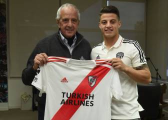 Elías López firmó su primer contrato profesional con River