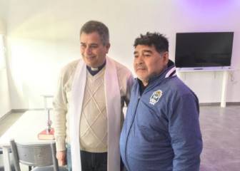 Las supersticiones de Maradona en Gimnasia: números y colores prohibidos para no atraer la mala onda