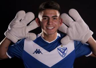 Thiago Almada renueva con Vélez entre polémicas