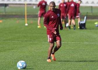 Gallardo prepara una formación alternativa para el sábado