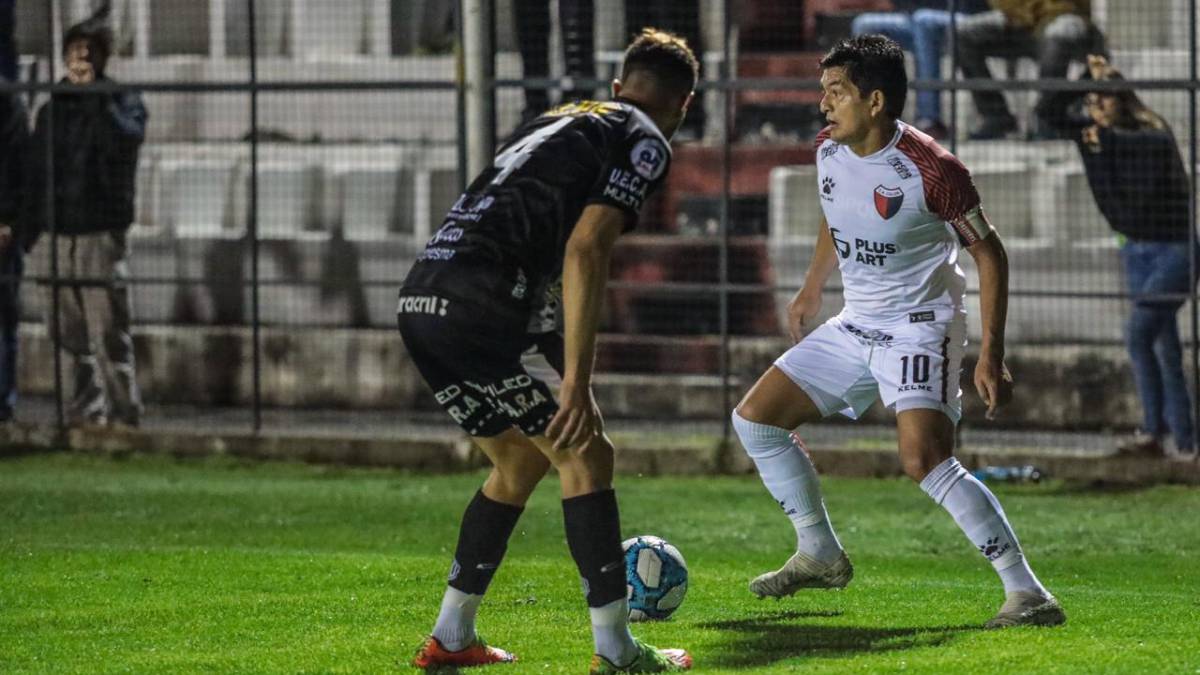 Colon 2 2 Estudiantes De Caseros Goles Resumen Y Resultado As Argentina
