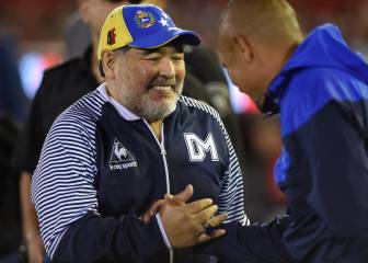 Doble homenaje a Maradona