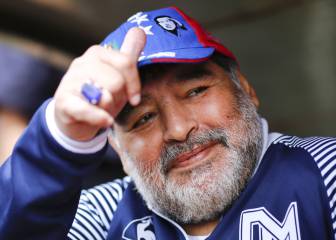 Hinchas de Gimnasia reclaman la continuidad de Maradona como técnico