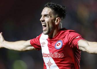 Hauche, entre la insistencia de Racing y la resistencia de Argentinos