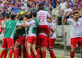 Independiente revivió sobre el final en Fortaleza