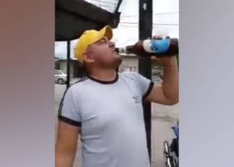 Rocían con jabón la cerveza para poder compartirla: 