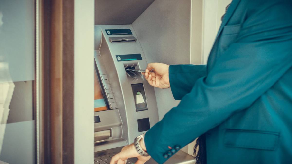 Coronavirus Argentina Cómo se puede sacar plata sin tarjeta de débito en cajeros - AS Argentina