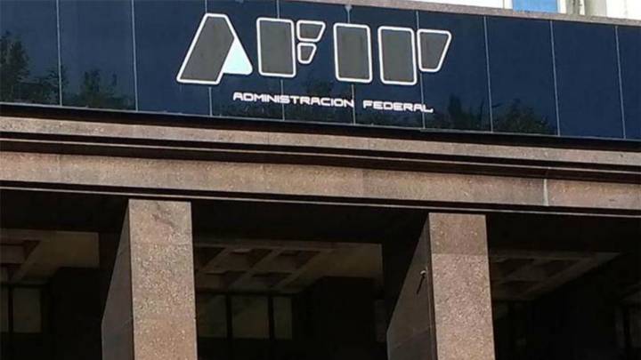 ¿Cómo y dónde hacer la carga masiva del CBU de los empleados en AFIP?