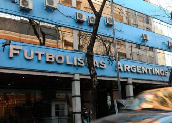 Guerra entre jugadores y AFA por las decisiones de Tapia