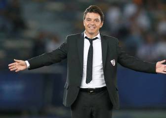 Gallardo donó su saco para una subasta a beneficio