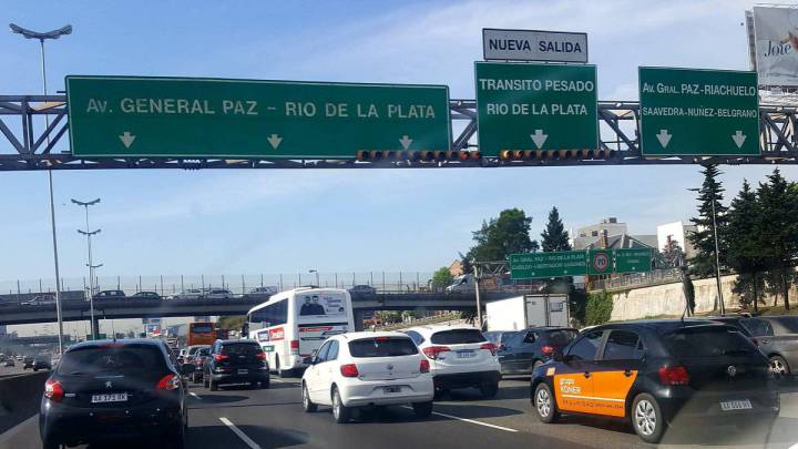 Cuarentena en Buenos Aires: ¿pueden retener mi permiso de conducir si no llevo licencia?