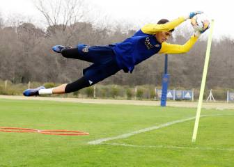 Andrada piensa en Boca, pero no descarta una transferencia