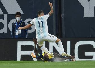 ¿Fue penal sobre Ocampos? La primera polémica del partido
