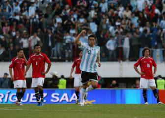 Argentina empieza con dos victorias 13 años después