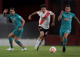River trabajó bajo la lluvia, con Nacho a la par del grupo
