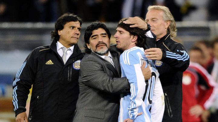 Maradona: "El Barça no trató bien a Messi, a mí también me pasó"