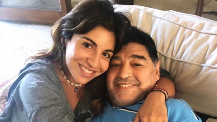 El emotivo mensaje de Gianinna Maradona para Diego: "No te entregues, por favor" - AS Argentina