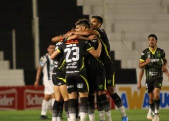 Central Córdoba y Defensa empataron en un partidazo