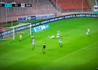 El sueño de todo joven, Girotti marcó en su primer balón