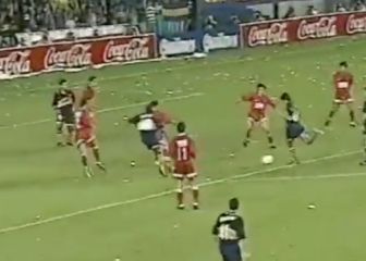 Aquí arrancó la leyenda: el primer gol de Riquelme con Boca... ¡y vaya golazo!